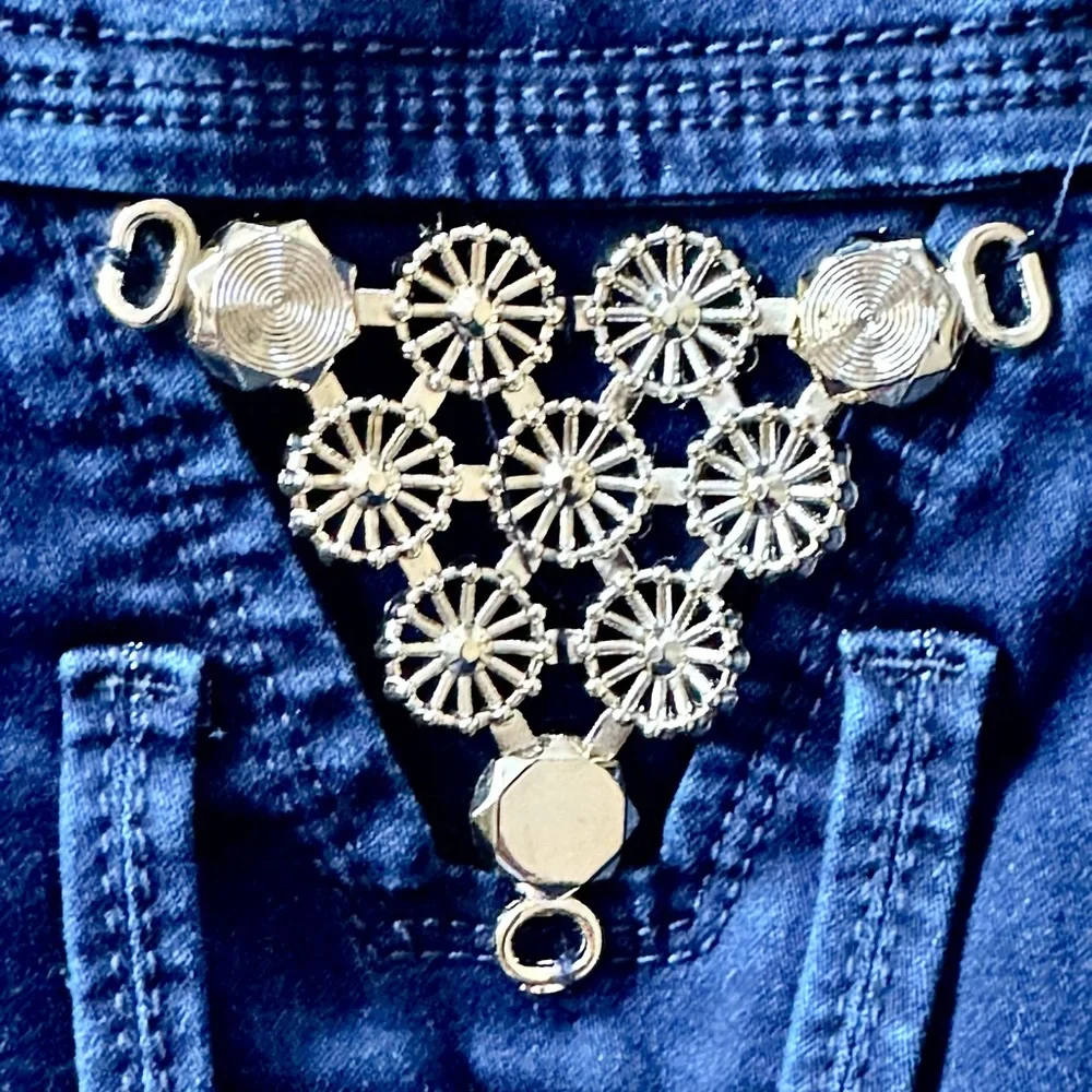 Jeans Colombianos Xigma Booty Curve Gold Decorated High Waisted.  Size  12 NWT - Picture 6 of 12